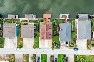 12824 E Madrid, Galveston, TX 77554 - Photo 39