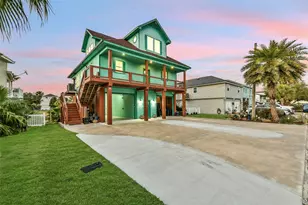 12824 E Madrid, Galveston, TX 77554 - Photo 3