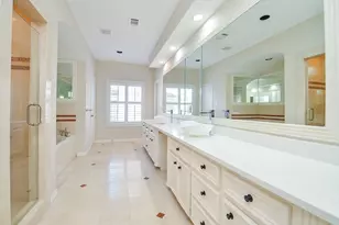 1718 Nantucket Dr, Houston, TX 77057 - Photo 23