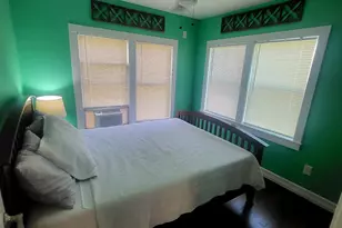 5710 Maco St, Galveston, TX 77551 - Photo 9