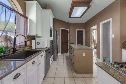 2325 Acadiana Lane, Seabrook, TX 77586 - Photo 7