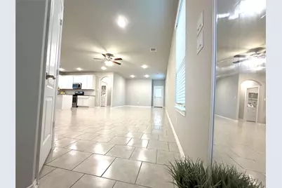 31755 Wellington Pass, Fulshear, TX 77441 - Photo 3