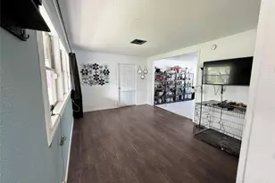 1720 17th Ave N, Texas City, TX 77590 - Photo 7