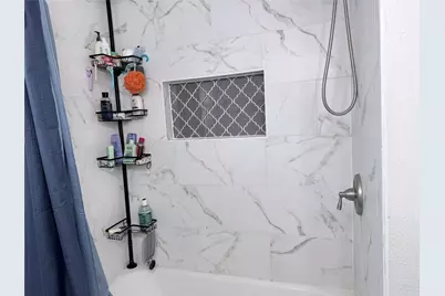 1720 17th Avenue N, Texas City, TX 77590 - Photo 11