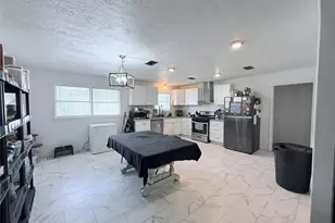 1720 17th Ave N, Texas City, TX 77590 - Photo 15