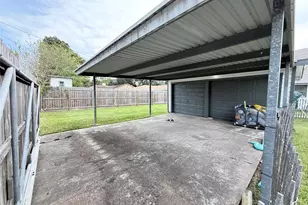 1720 17th Ave N, Texas City, TX 77590 - Photo 25