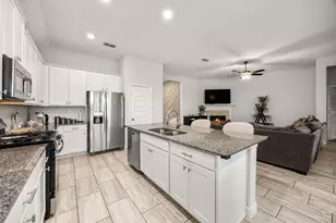 929 Lunar View Ct, Katy, TX 77493 - Photo 13