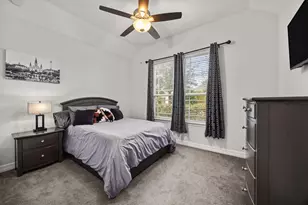 929 Lunar View Ct, Katy, TX 77493 - Photo 17