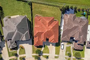 6610 Tarrion Bay Ln, Sugar Land, TX 77479 - Photo 49