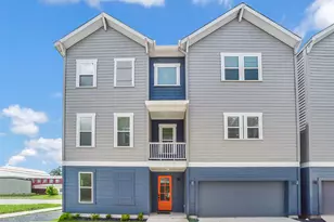 2206 Lou Ellen Ln, Houston, TX 77018 - Photo 1