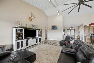 2224 Maler Rd, Sealy, TX 77474 - Photo 13