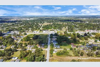 415 Lake Road, La Marque, TX 77568 - Photo 3