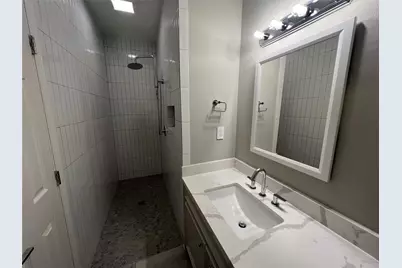 1516 Park St Street #B, Houston, TX 77019 - Photo 15