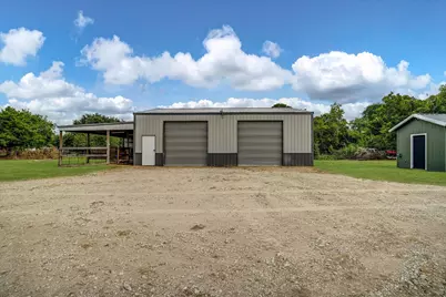 2204 County Road 288, Angleton, TX 77515 - Photo 31