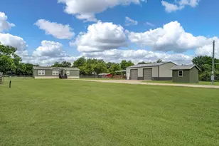 2204 County Rd 288, Angleton, TX 77515 - Photo 1