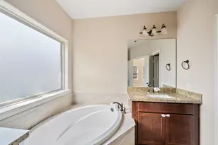 2028 E Lake Dr, Huntsville, TX 77340 - Photo 19