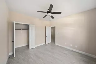 2028 E Lake Dr, Huntsville, TX 77340 - Photo 15