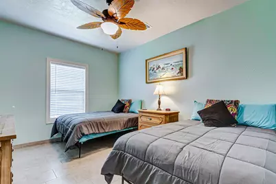851 Palmetto Drive, Crystal Beach, TX 77650 - Photo 17