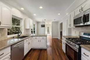 58 Fire Flicker Pl, The Woodlands, TX 77381 - Photo 13