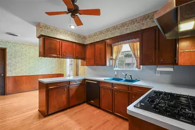 2206 Cedar Creek Drive, Baytown, TX 77520 - Photo 11