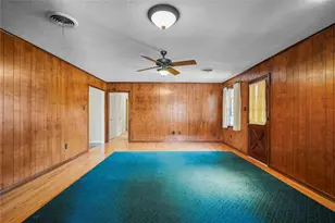 2206 Cedar Creek Dr, Baytown, TX 77520 - Photo 5