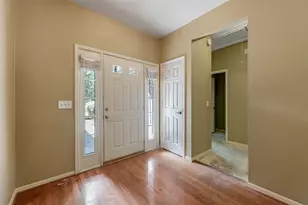 147 S Winterport Cir, The Woodlands, TX 77382 - Photo 7