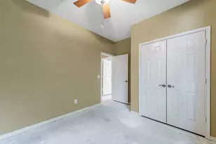 147 S Winterport Cir, The Woodlands, TX 77382 - Photo 25