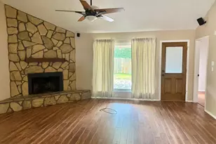 10107 Hollow Canyon Dr, Sugar Land, TX 77498 - Photo 9