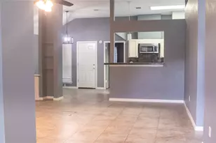 13106 Hollowcreek Park Dr, Houston, TX 77082 - Photo 3