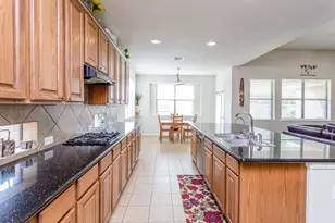 6706 Ashworth Dr, Sugar Land, TX 77479 - Photo 9