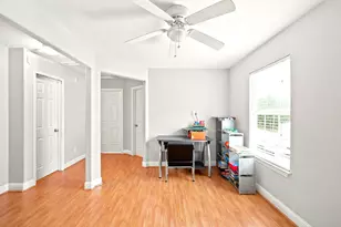 3219 Sapphire Star Dr, Houston, TX 77082 - Photo 33
