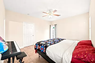 3219 Sapphire Star Drive, Houston, TX 77082 - Photo 23