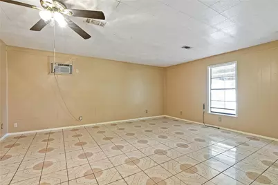 2817 Lancaster Lane, Pasadena, TX 77506 - Photo 3