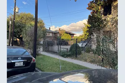 1539 Westheimer Corner, Houston, TX 77006 - Photo 9