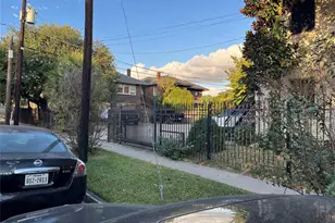 1539 Westheimer Corner, Houston, TX 77006 - Photo 9