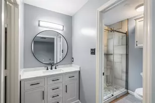 16330 Autumn Wind Dr, Houston, TX 77090 - Photo 9