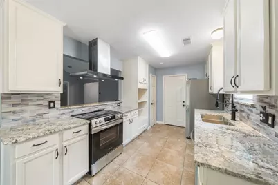 16330 Autumn Wind Drive, Houston, TX 77090 - Photo 5