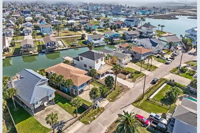 16623 Jamaica Cove Road, Jamaica Beach, TX 77554 - Photo 3