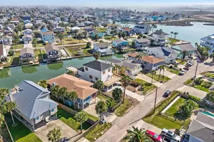 16623 Jamaica Cove Rd, Jamaica Beach, TX 77554 - Photo 3