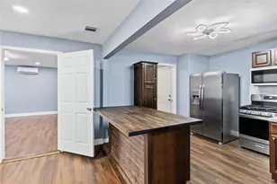 901 S 7th St, Baytown, TX 77520 - Photo 15