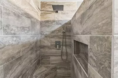 901 S 7th Street, Baytown, TX 77520 - Photo 31