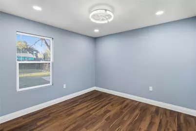 901 S 7th Street, Baytown, TX 77520 - Photo 21