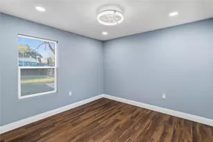 901 S 7th St, Baytown, TX 77520 - Photo 21