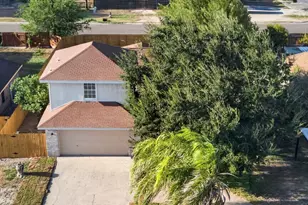 1213 11th St, Mercedes, TX 78570 - Photo 3