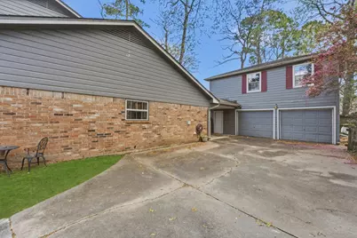 1918 Thousand Pines Drive, Kingwood, TX 77339 - Photo 3