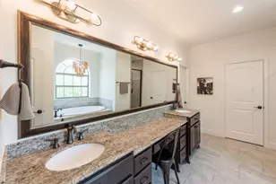 8011 Serenity Ct, Houston, TX 77025 - Photo 19
