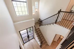 8011 Serenity Ct, Houston, TX 77025 - Photo 15