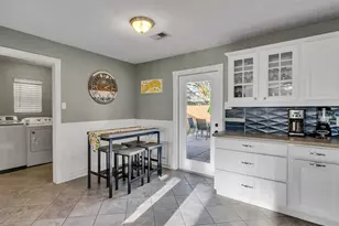 2606 Pine St, Galveston, TX 77551 - Photo 9