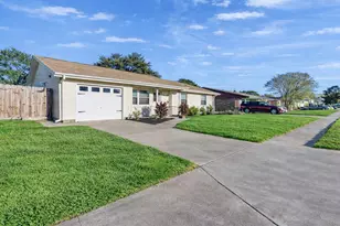 2606 Pine St, Galveston, TX 77551 - Photo 5