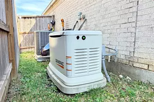 18916 Toscana Ln, New Caney, TX 77357 - Photo 37